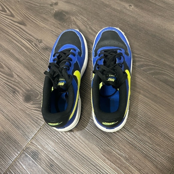 Nike Air Force 1 LV8 Big Kids Blue - Picture 5 of 10